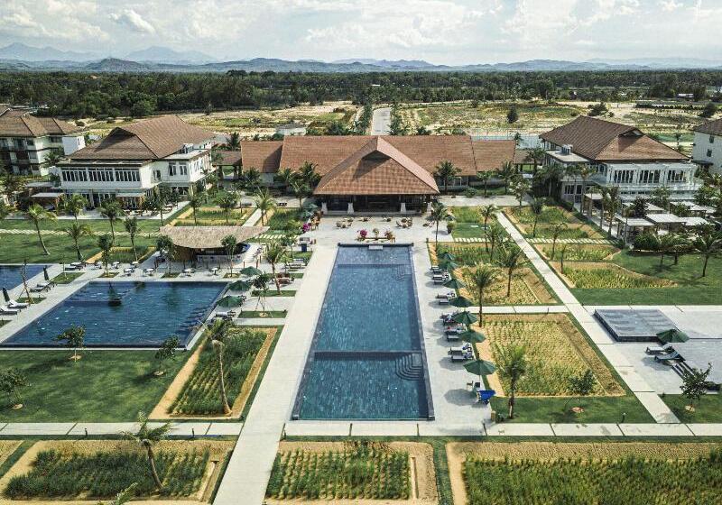 هتل Robinson Nam Hoi An