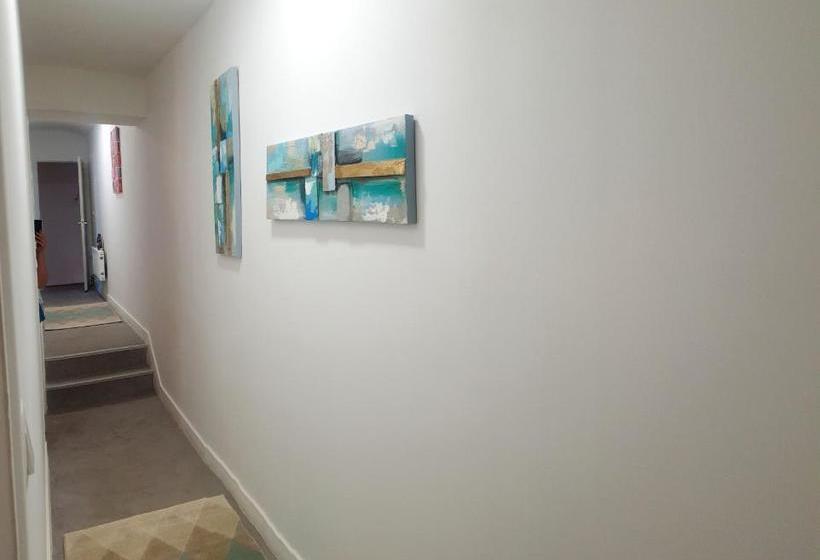 Maison De Charme Avec Jardin Aux Trois Moutiers 116 M² 6 Pers