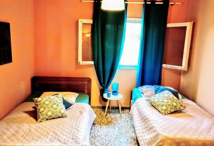 Katakolo Swim & Stay Big House 8 Guests