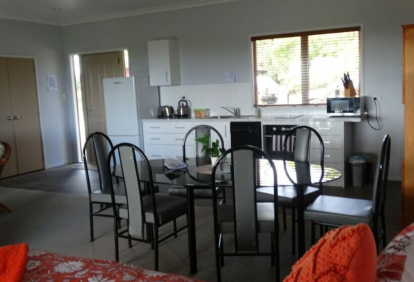 Kauri Lodge Karapiro