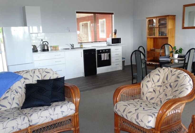 Kauri Lodge Karapiro