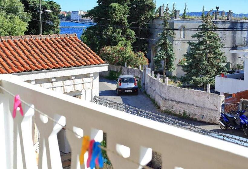 펜션 Guest House Villa Jadera