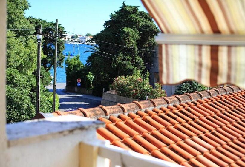 펜션 Guest House Villa Jadera