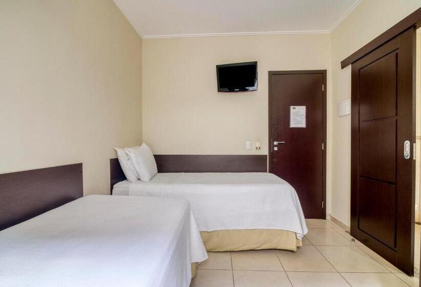 פנסיון Pousada Danitato E Lavanderia