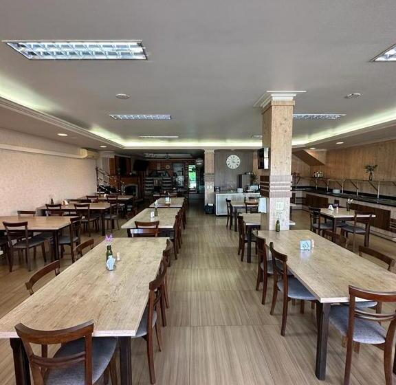 פנסיון Pousada E Restaurante Del Miro