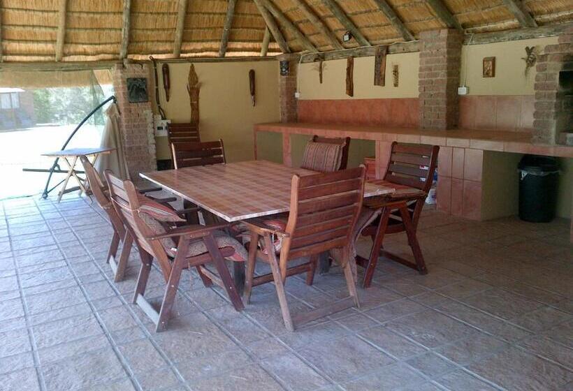 פנסיון Riverbend Self Catering Cottages