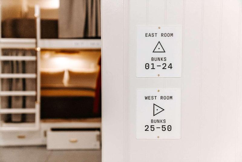 호스텔 Cache House