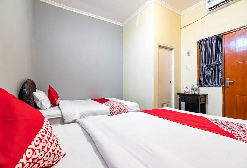 הוסטל Griya Amin By Oyo Rooms