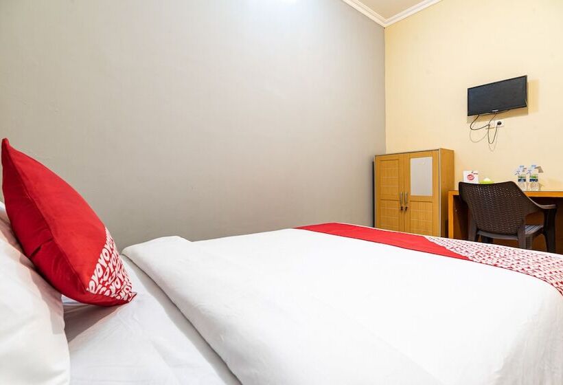 הוסטל Griya Amin By Oyo Rooms