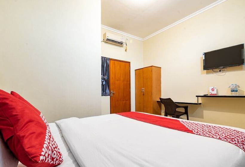 הוסטל Griya Amin By Oyo Rooms