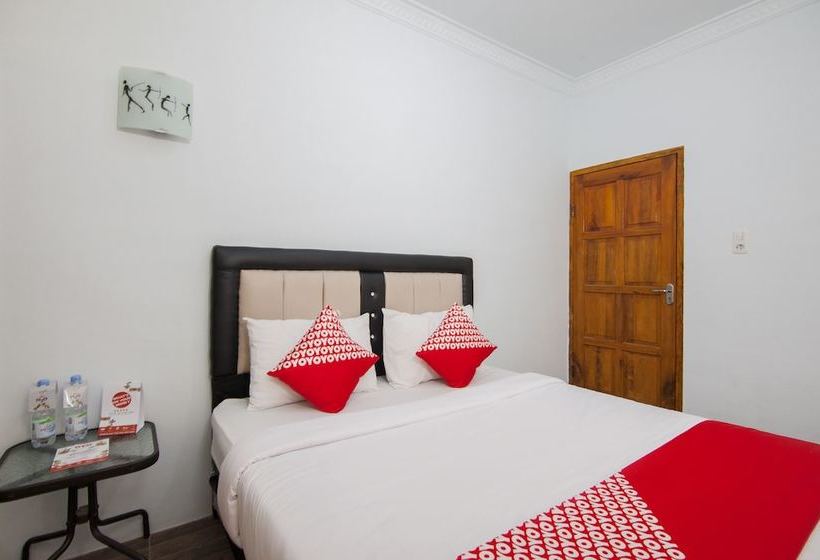 هاستل Sibayak Ncole By Oyo Rooms