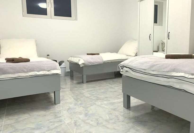 هاستل Sleep2fly Hamburgairport