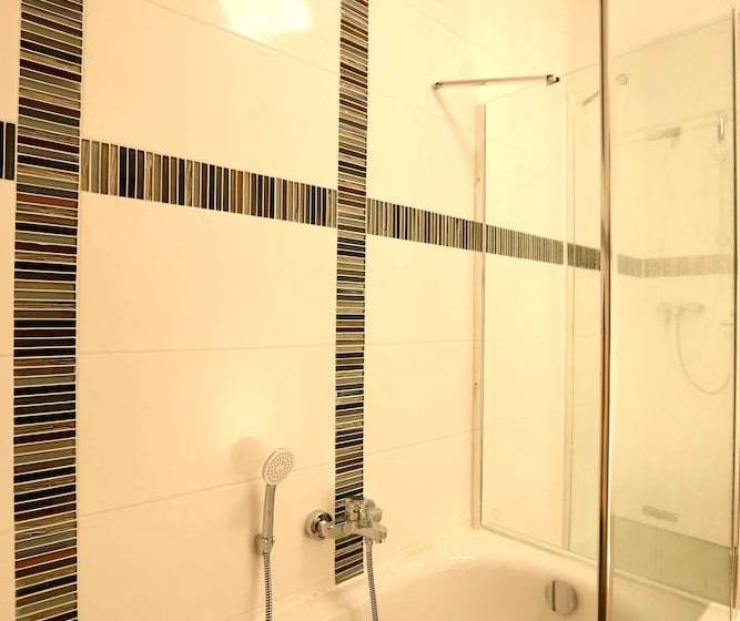 هاستل Sleep2fly Hamburgairport