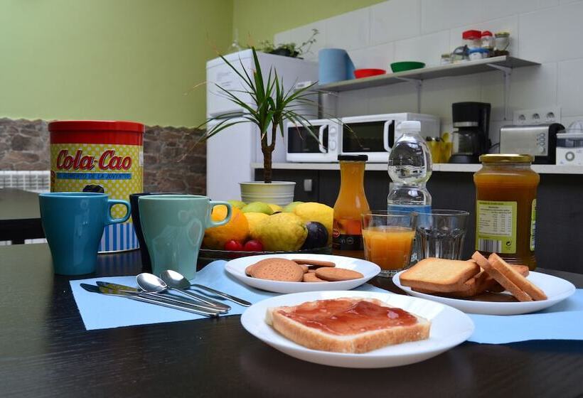 Albergue Valle Nonaya   Hostel