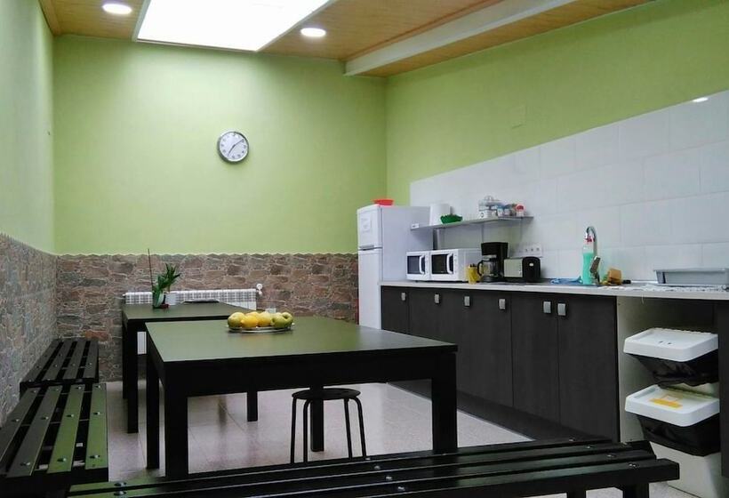 Albergue Valle Nonaya   Hostel