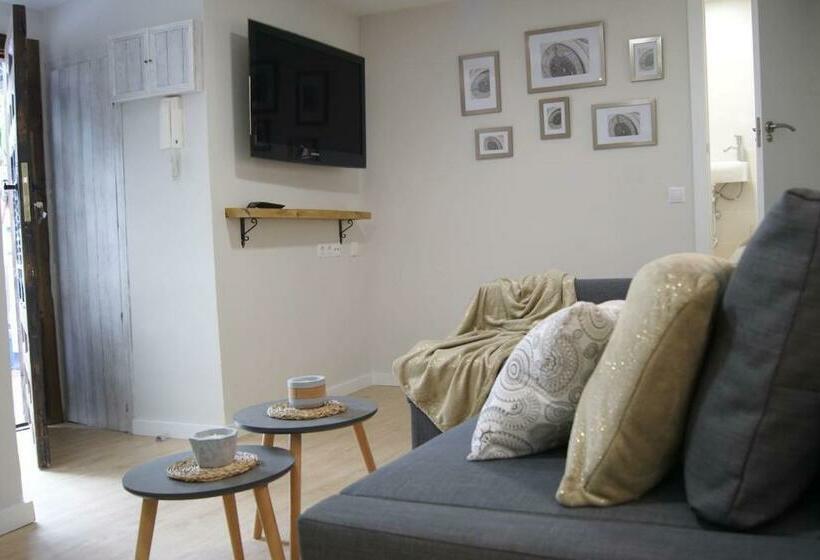 Apartamento Ilarcuris Con Patio Privado