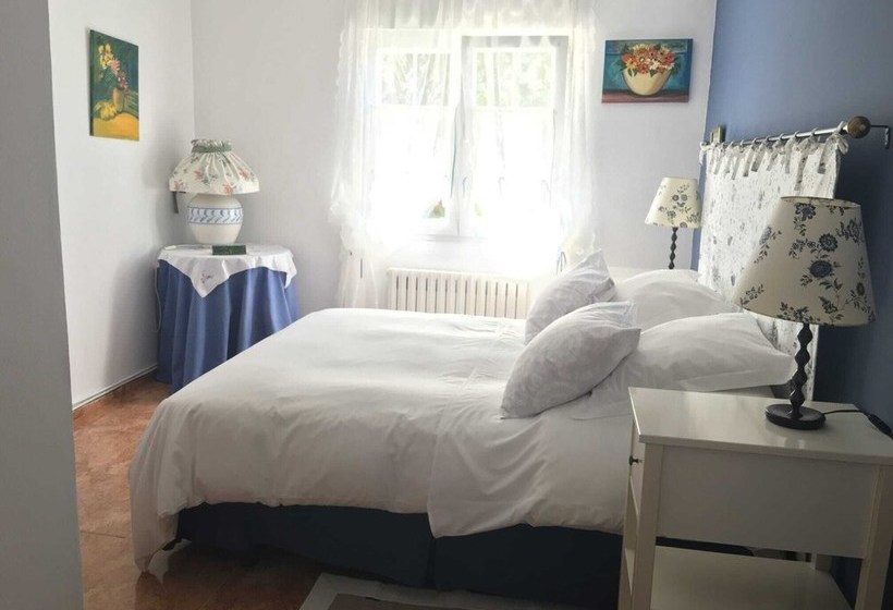 Apartamentos Rurales El Paraxo