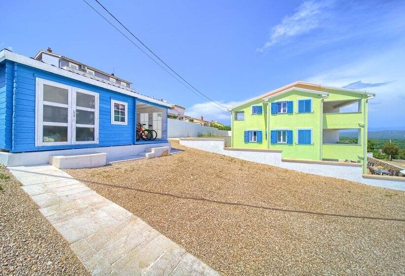 Apartments Mali Nono