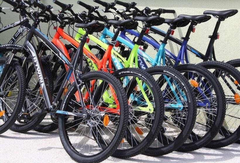 Apartments Mali Nono