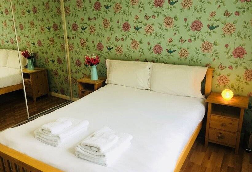 Apple Perch 2br Flat Free Parking