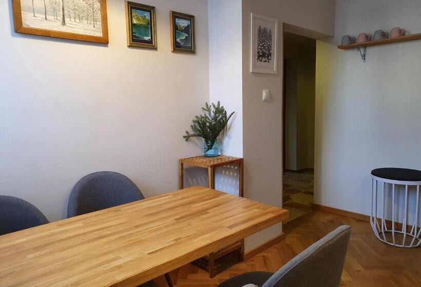 مبيت وإفطار Willa Iskra