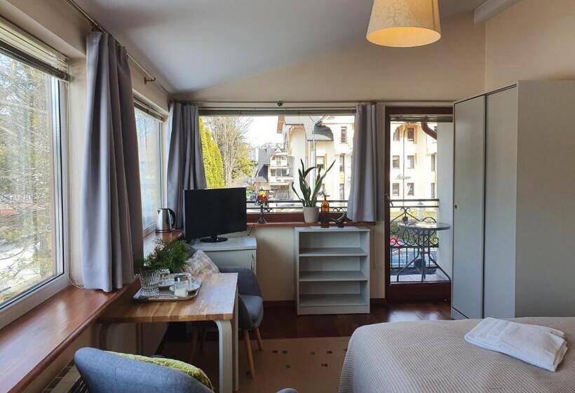 مبيت وإفطار Willa Iskra