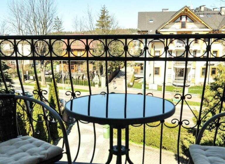 مبيت وإفطار Willa Iskra