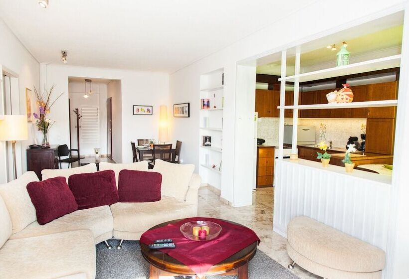 Calm Oasis Apartment In Marousi