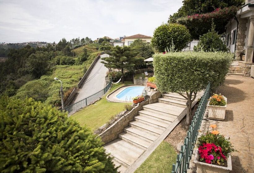 Casa Da Casada   Espigueiro Da Casada