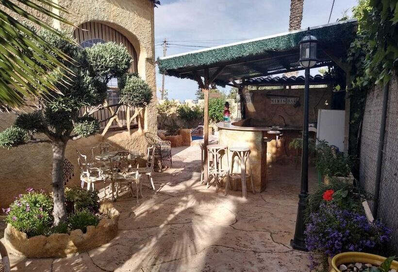 Castillo De Dona Maria