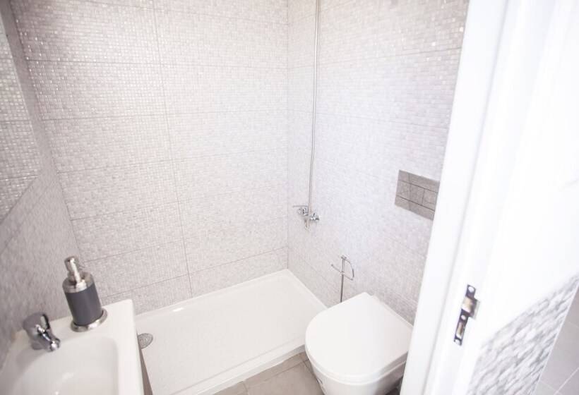 Central & Cosy Apartment