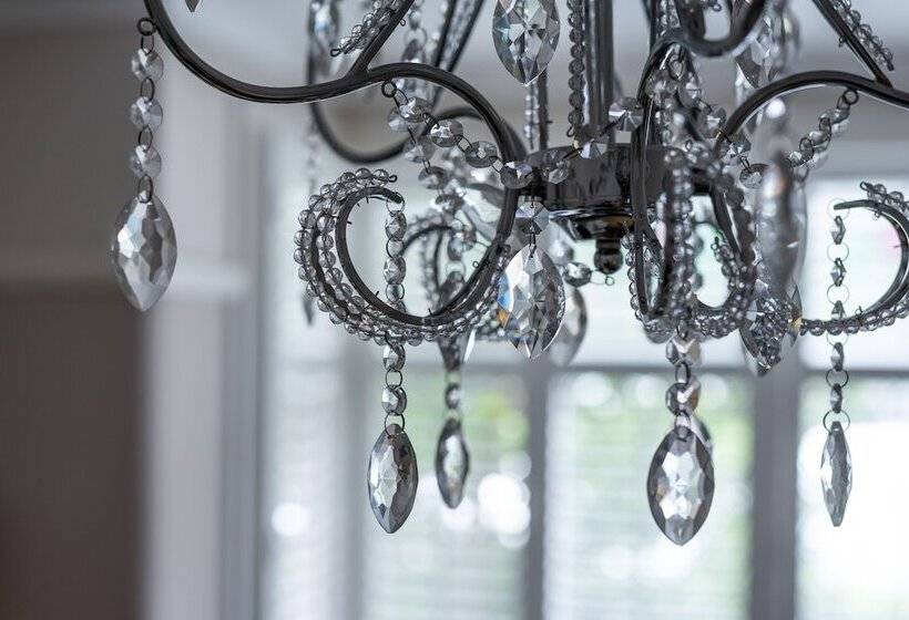 Contemporary Bright House 20 Min To Manc