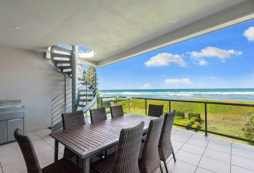 Costa Del Sol   Beachfront Lennox Head