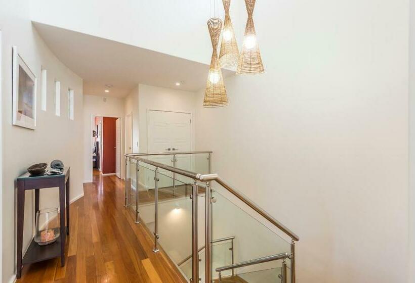 Costa Del Sol   Beachfront Lennox Head