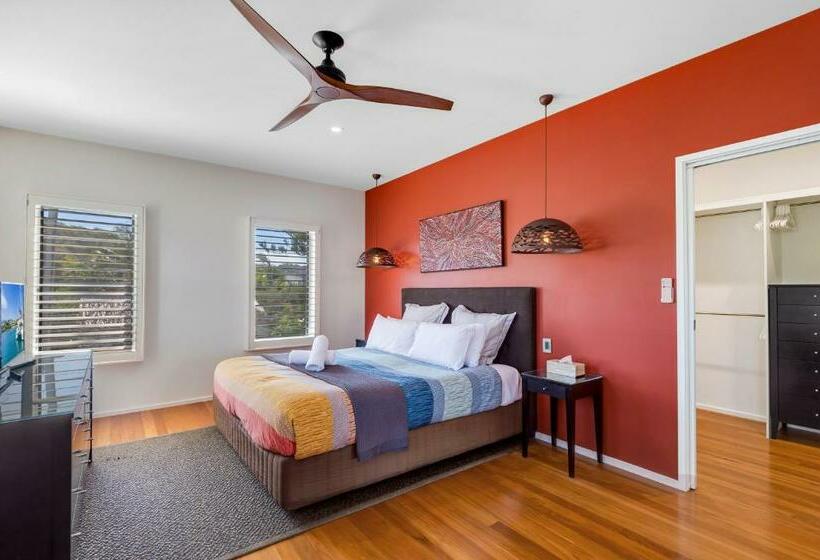 Costa Del Sol   Beachfront Lennox Head