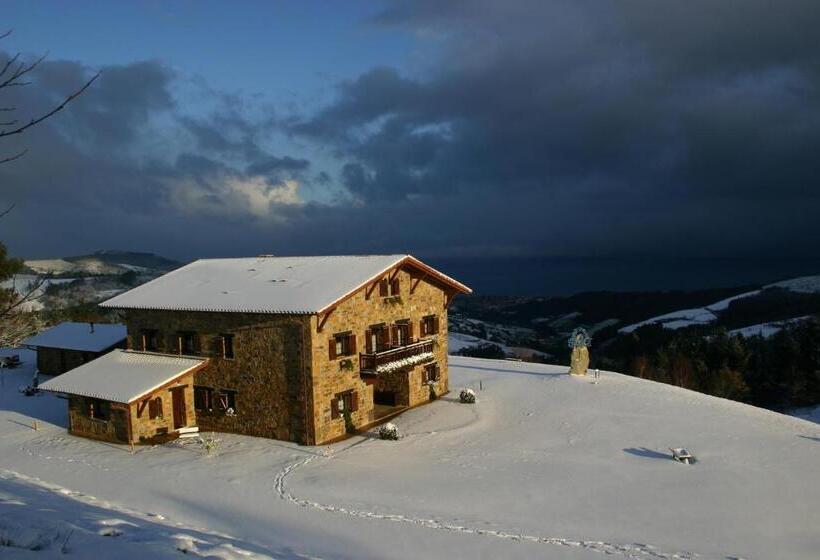 Eco Hotel Rural Lurdeia   Adults Only