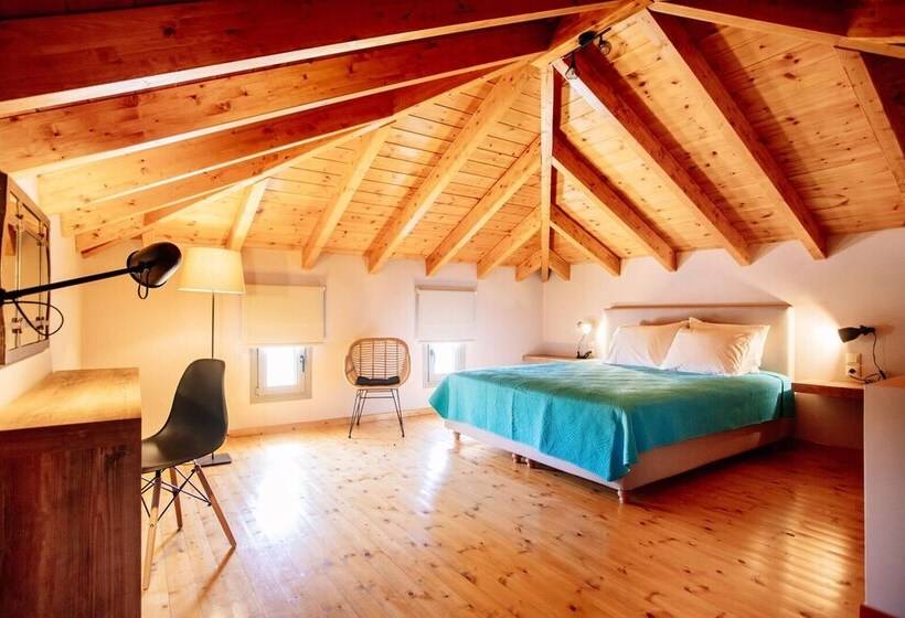 Elite Cottages   Adults Only