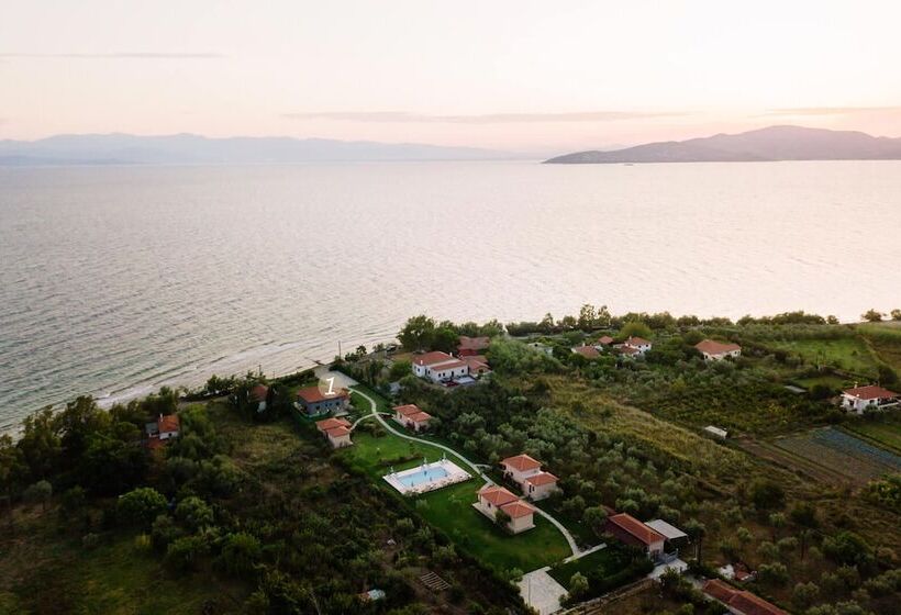 Elite Cottages   Adults Only