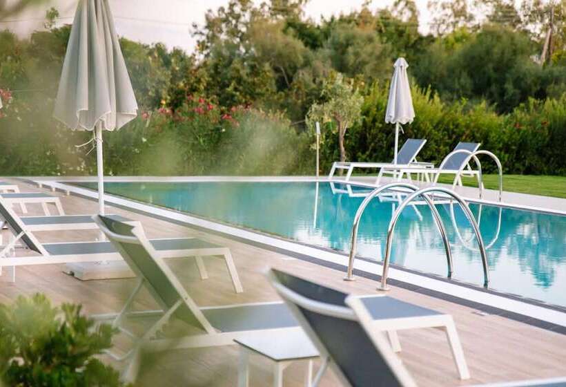 Elite Cottages   Adults Only