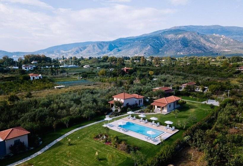 Elite Cottages   Adults Only