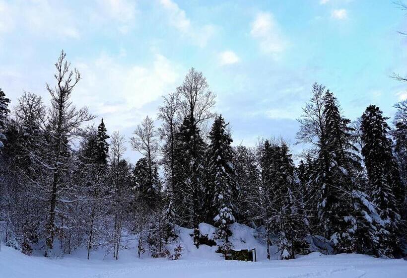 여관 Auberge Refuge De Roybon