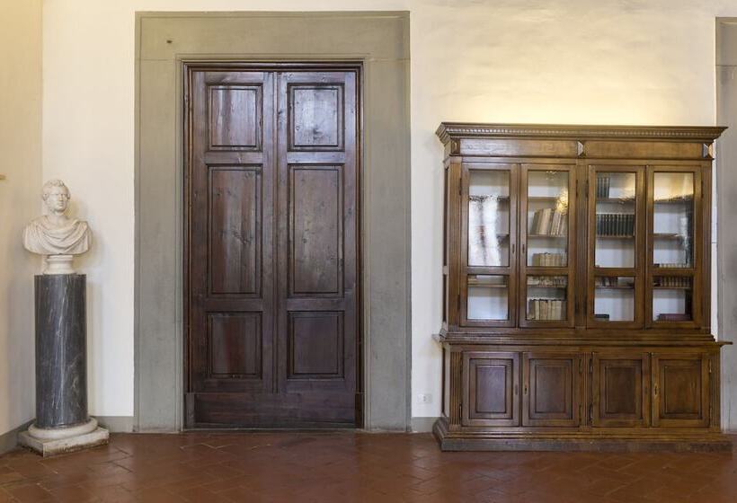 مسافرخانه Foresteria Valdese Di Firenze