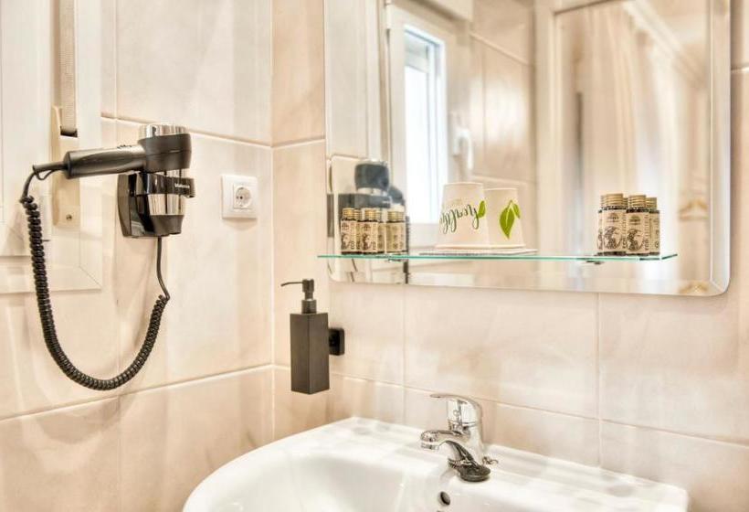 簡易ホテル Pura Vida Pirineos