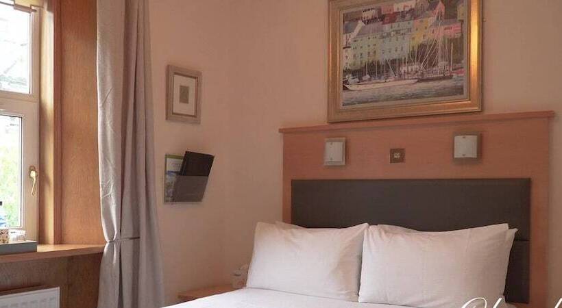 בית מלון כפרי Cleveden House By The Dunvegan