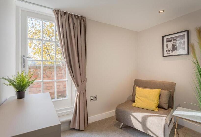 בית מלון כפרי Heritage Mews Nottingham