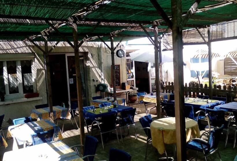 فندق Le Relais Bleu