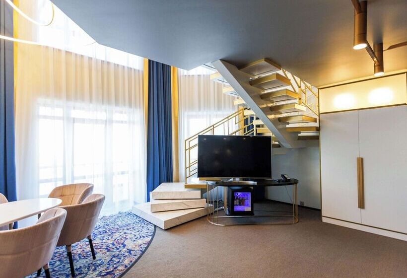 هتل Mercure Blagoveshchensk