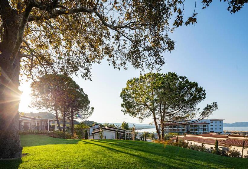 酒店 Mount Athos Resort