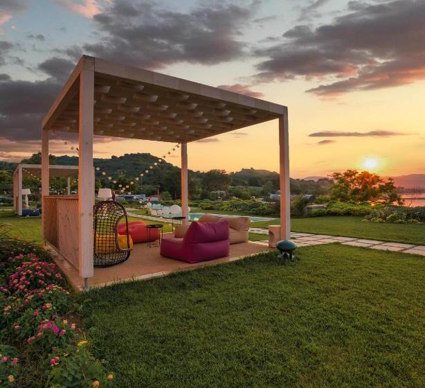 酒店 Mount Athos Resort