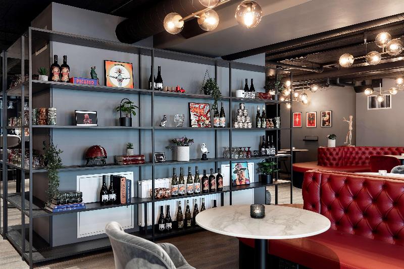 هتل Radisson Red Aarhus